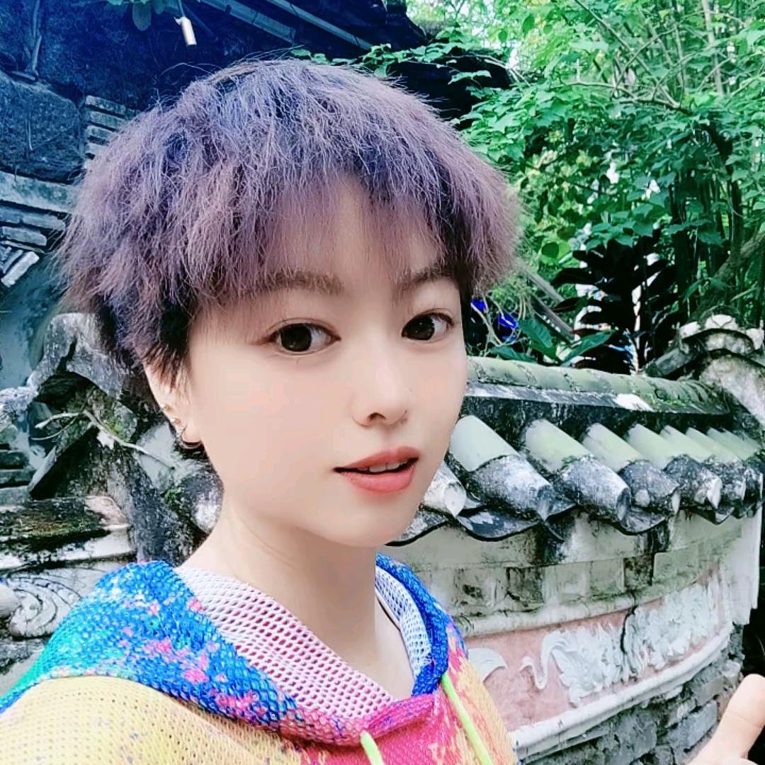 狼姐糕糕