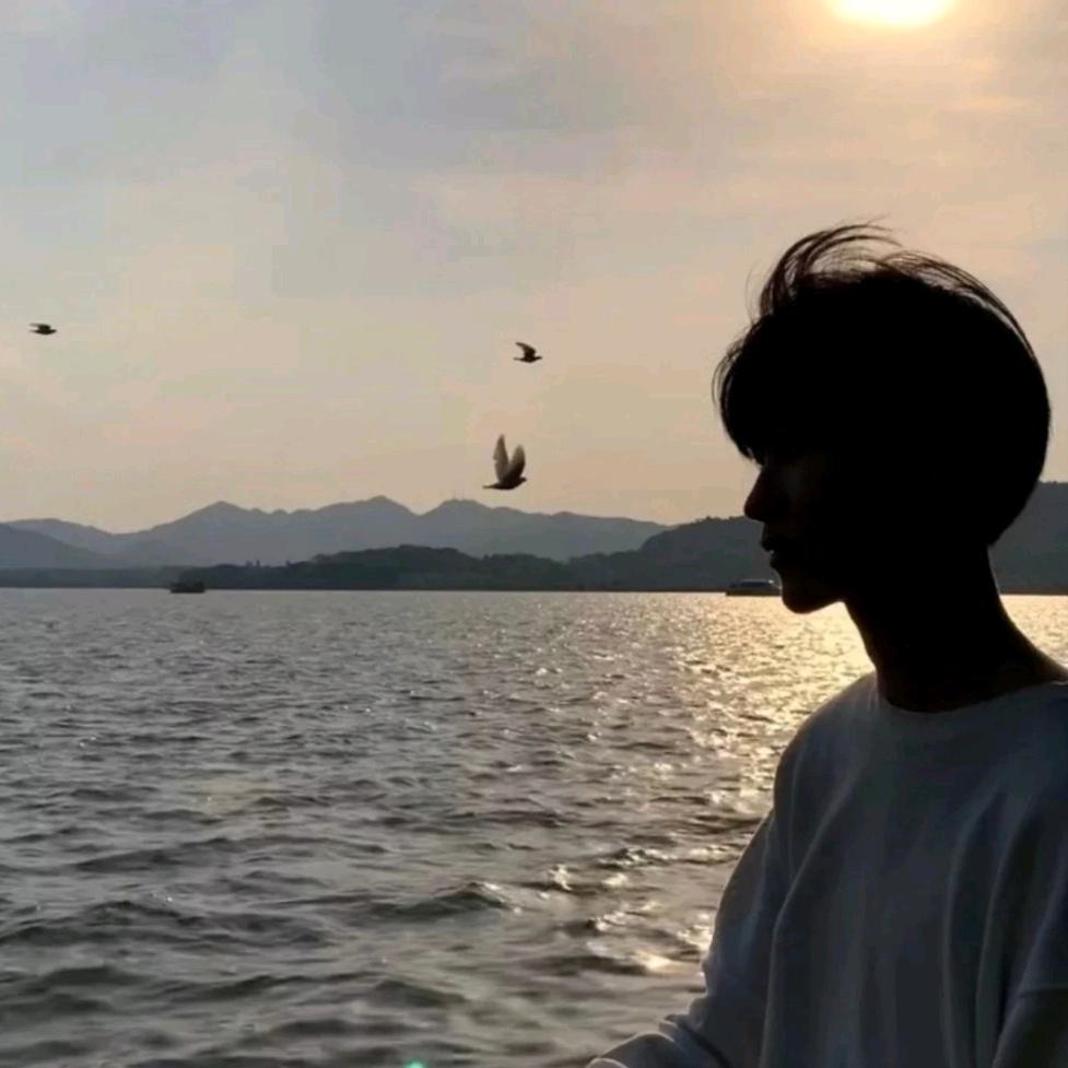 仙侠手游福利官