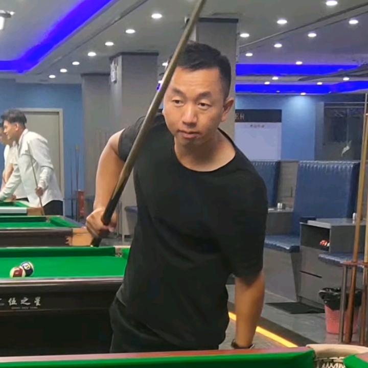 月 色