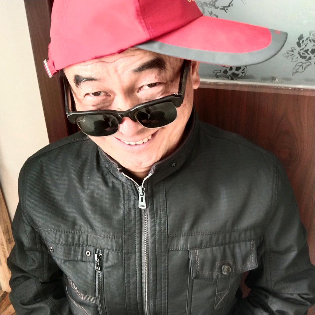 ☞憨哥☜首播19:38分