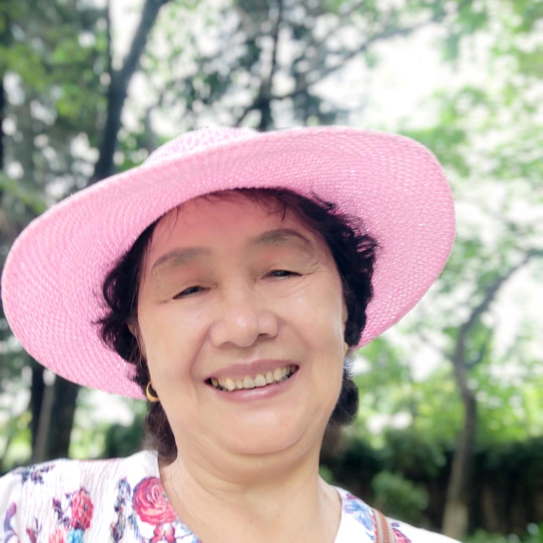 容容