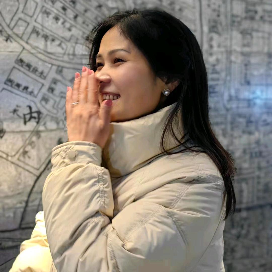 乐山峨眉山导游小宋