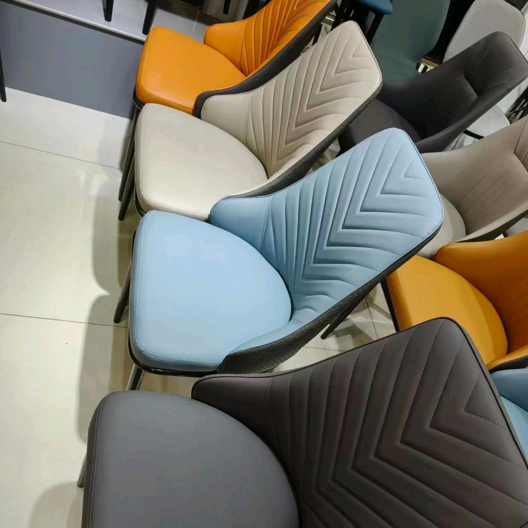 向阳而生   亚宁