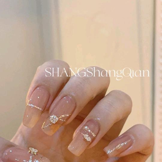 小黑黑是谁