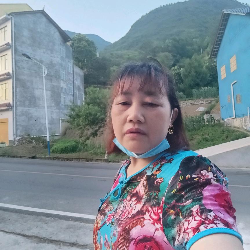 月月，