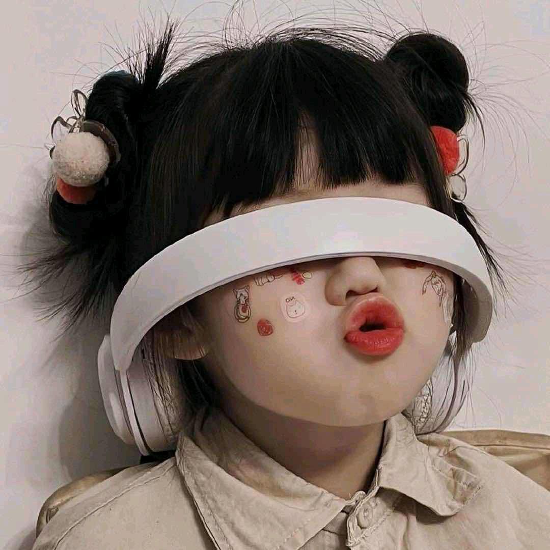 柒月