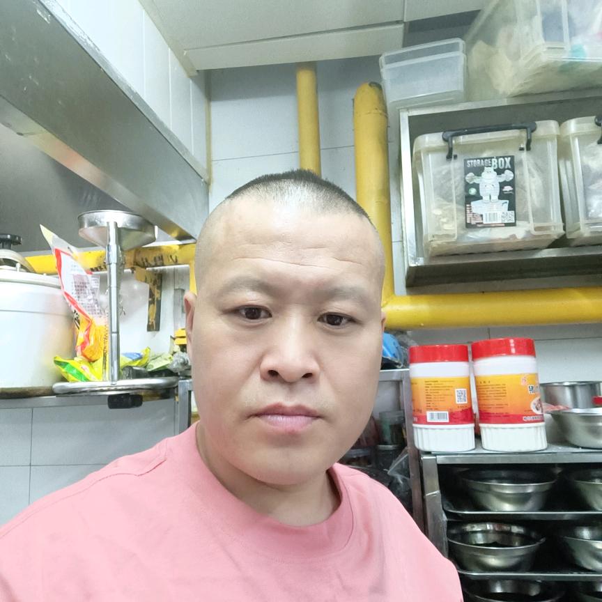 微甜男孩