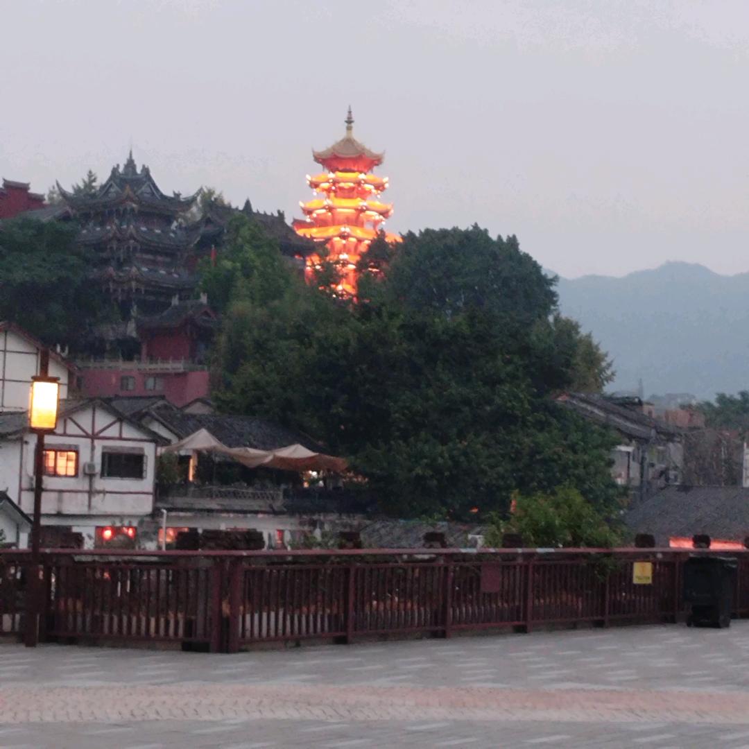 与众不同