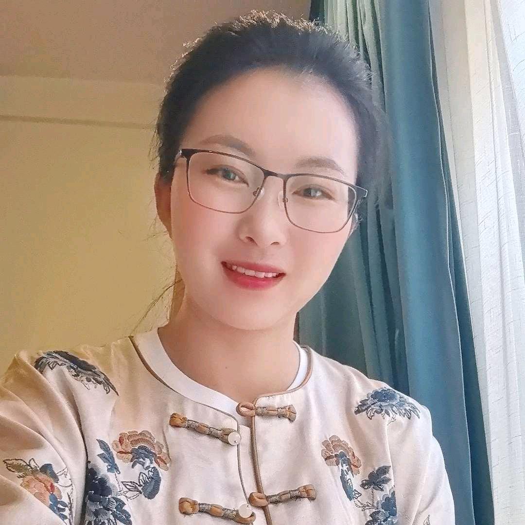 西山冠军宝贝店员