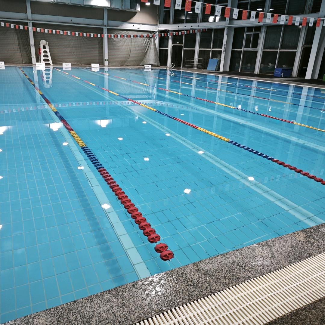 AKSO蓝鲸游泳培训 周教练