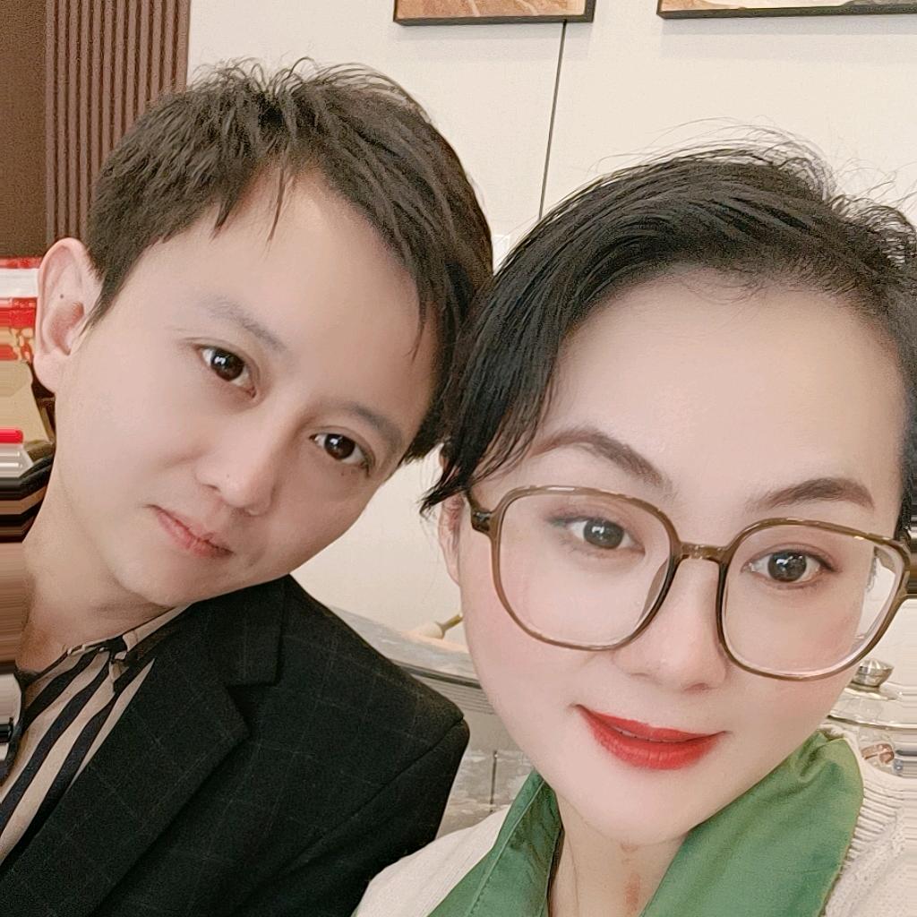 玉兰妈妈一家亲