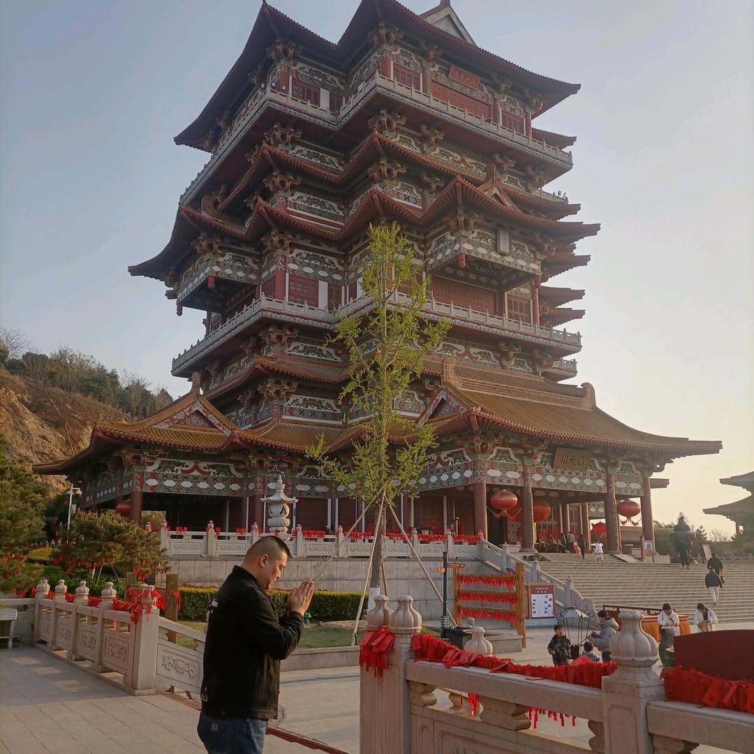 杯中烈酒，敬余生