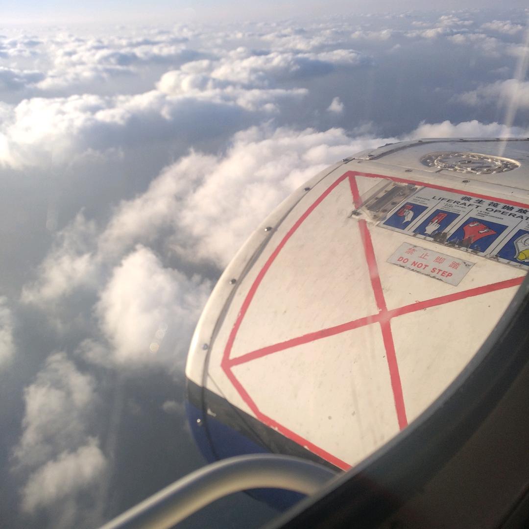 临汾油路摊铺队