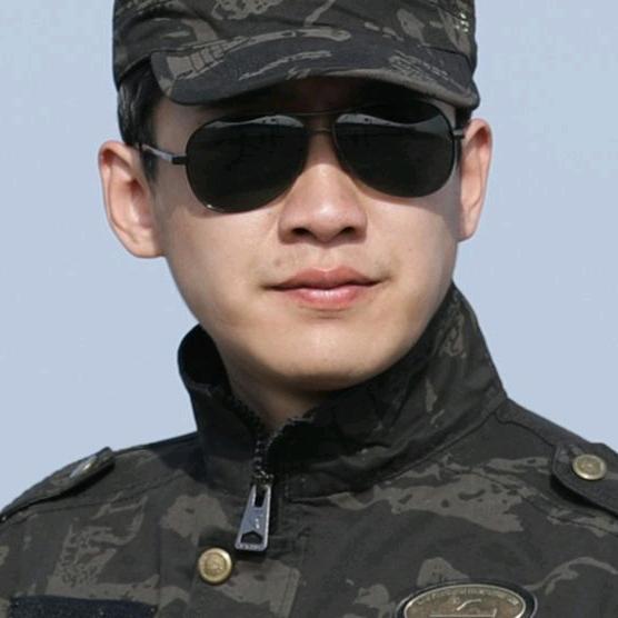 我和世界只差一个你