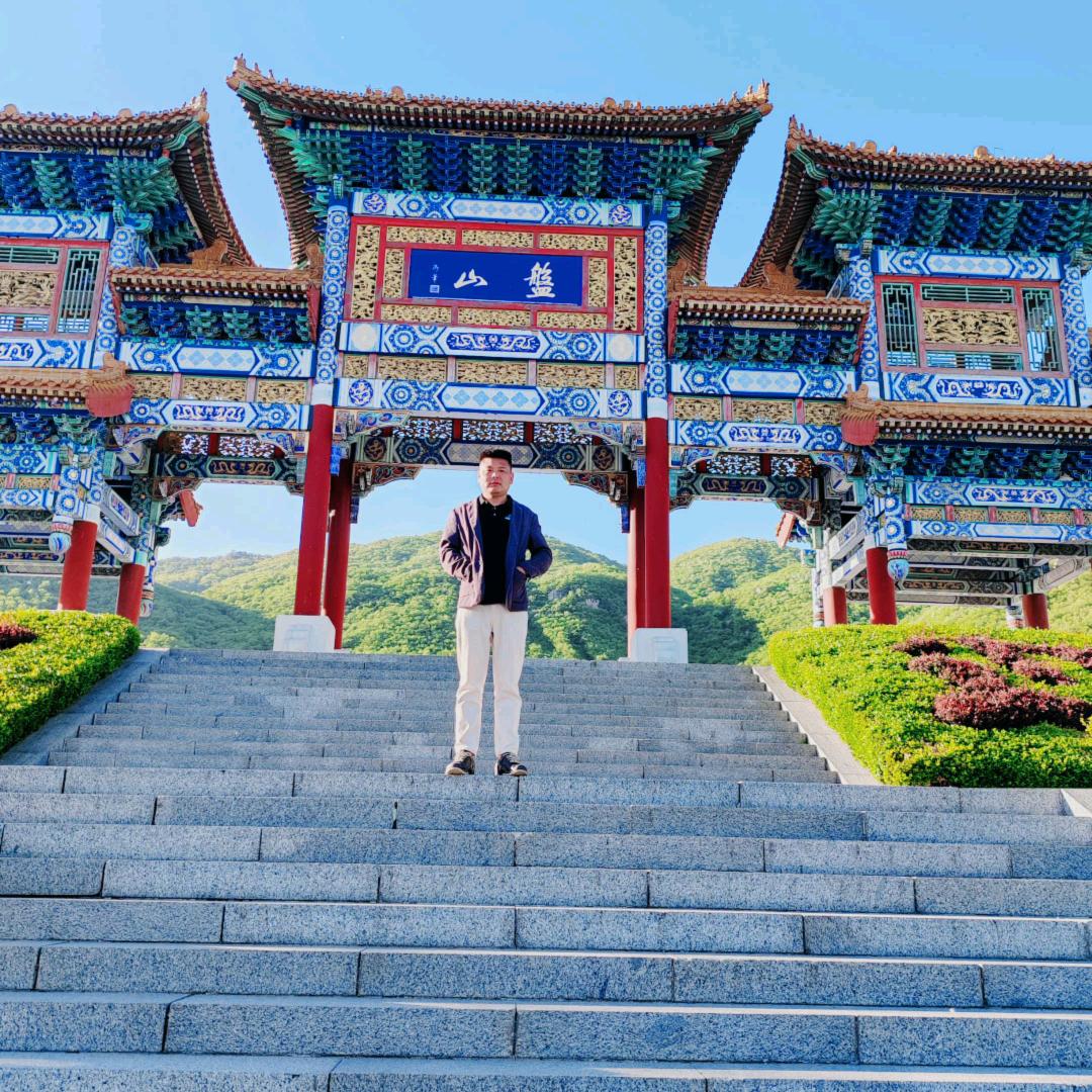 华展体育塑胶跑道材料厂家-体育工程