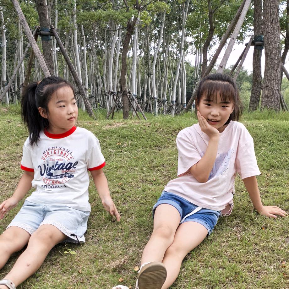 两小只