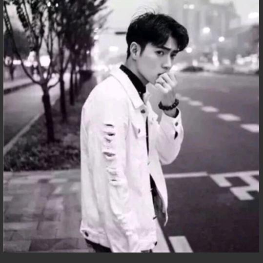 昨天晚上还叫人家小贝B