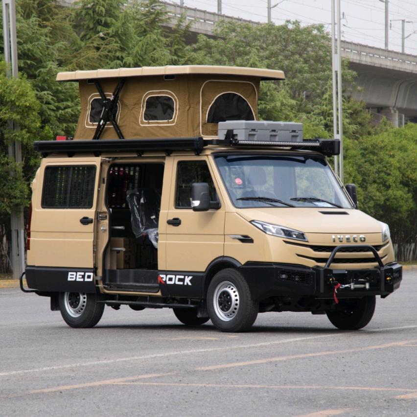 房车007