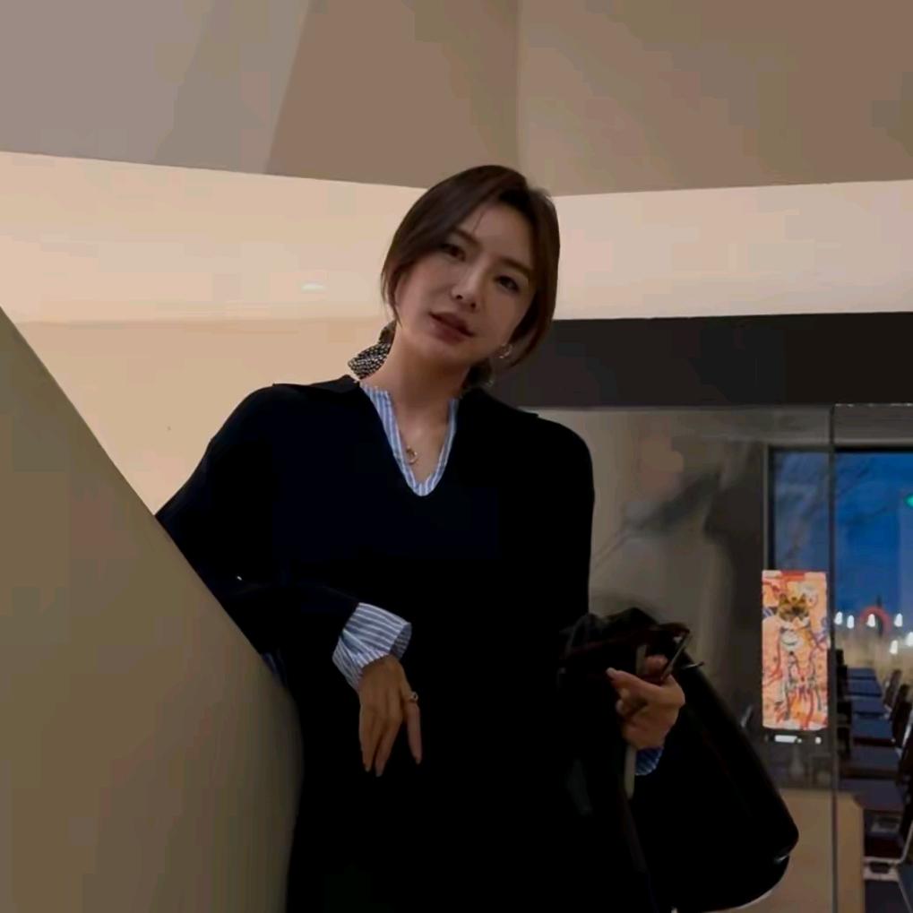 余欢欢YHH（时尚爆品）🌸