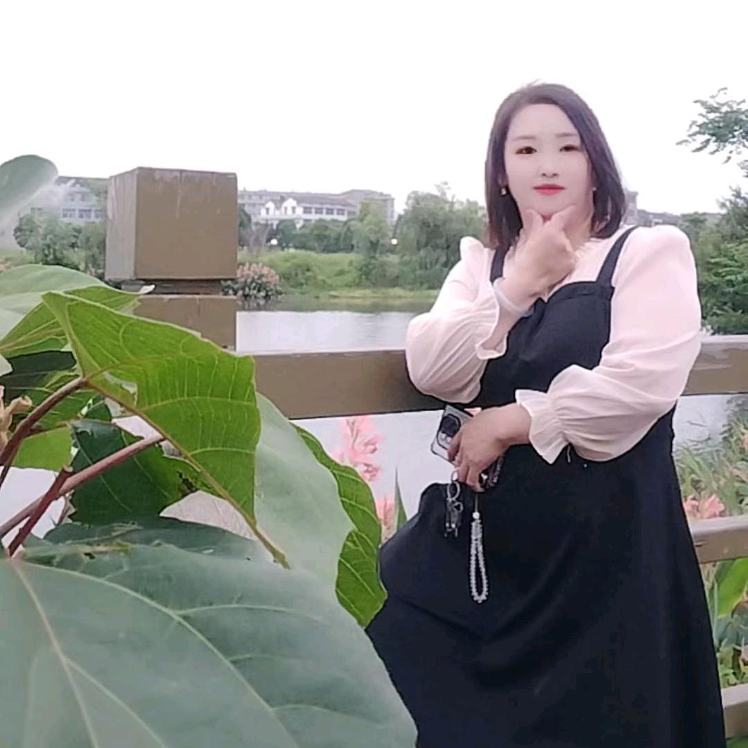 ✨╭(╯👭余生很贵。。