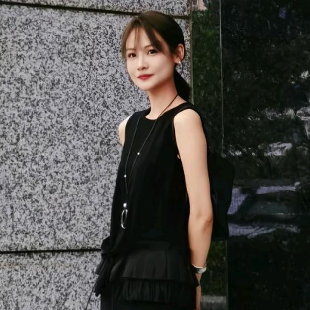 美洋穿搭日记吖