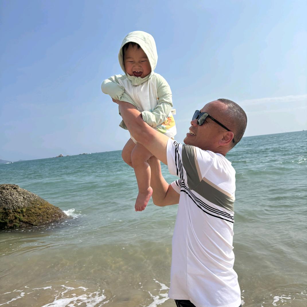 一壶醉人酒，把斩妖的剑