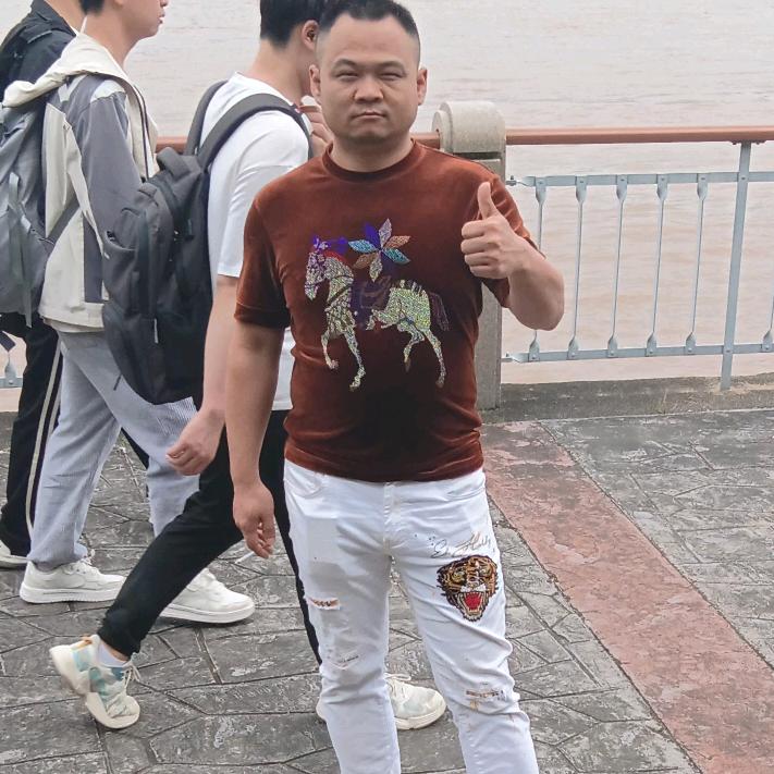 泸青