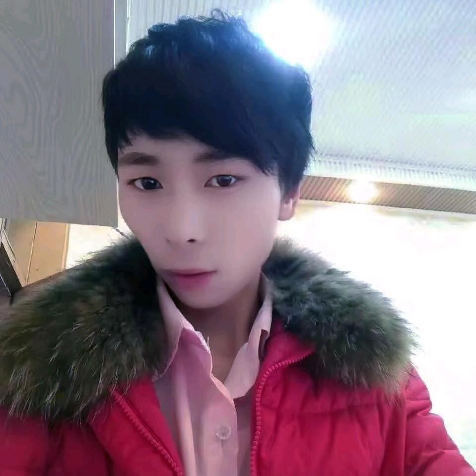男女交友直播间