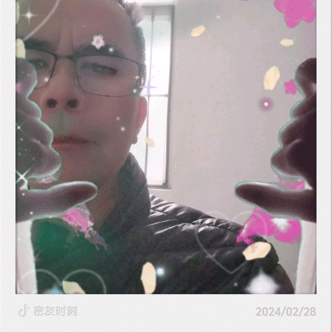 徐灼维