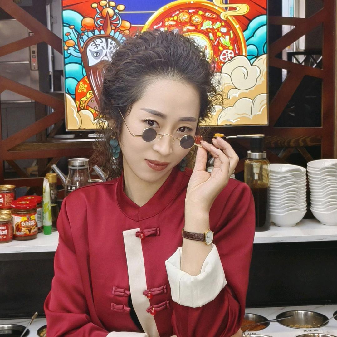 💋白山火锅婷妹🍻