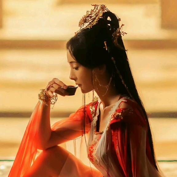 红与黑，王秋霞