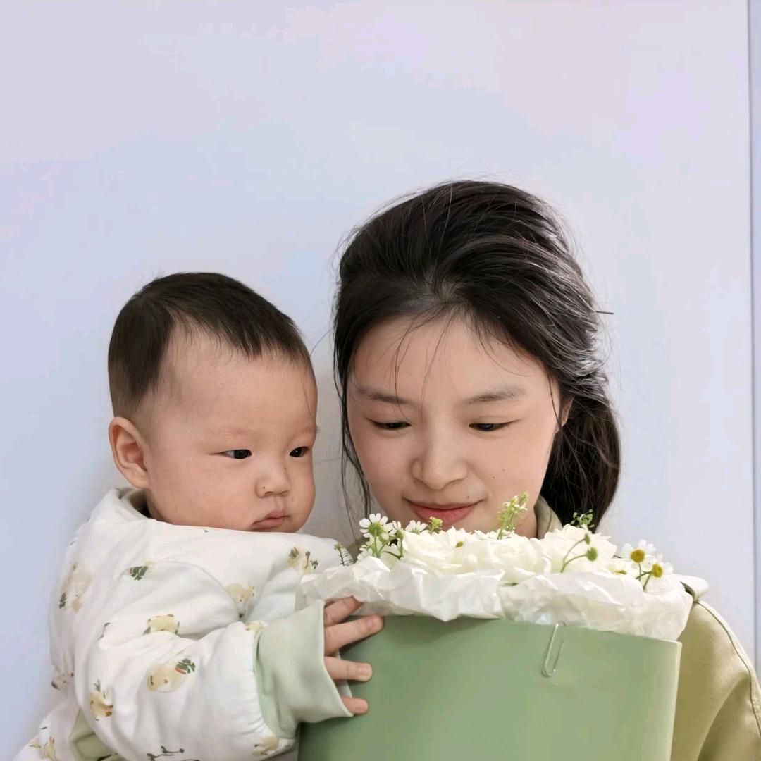 小小硕