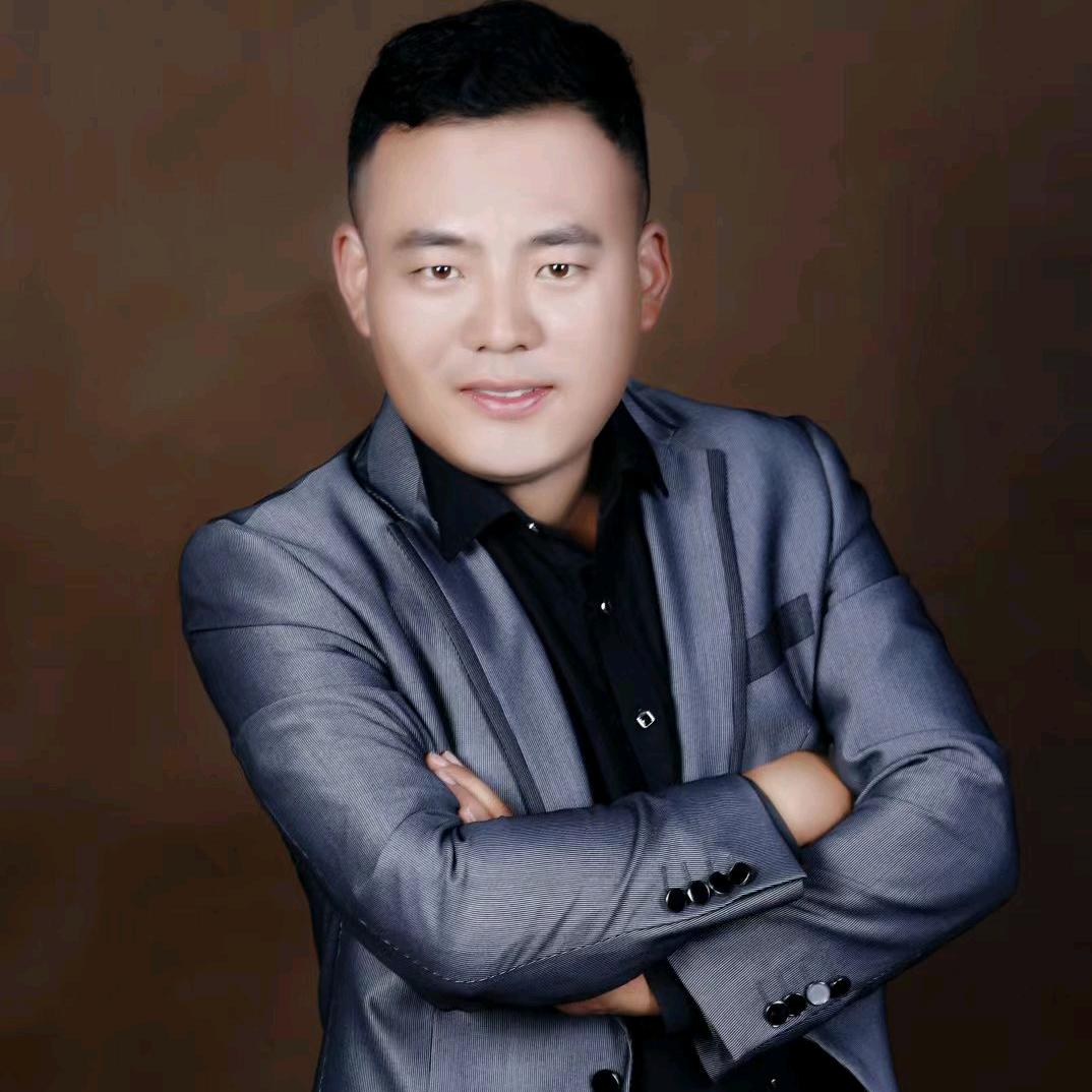 银驾驾校李钊教练