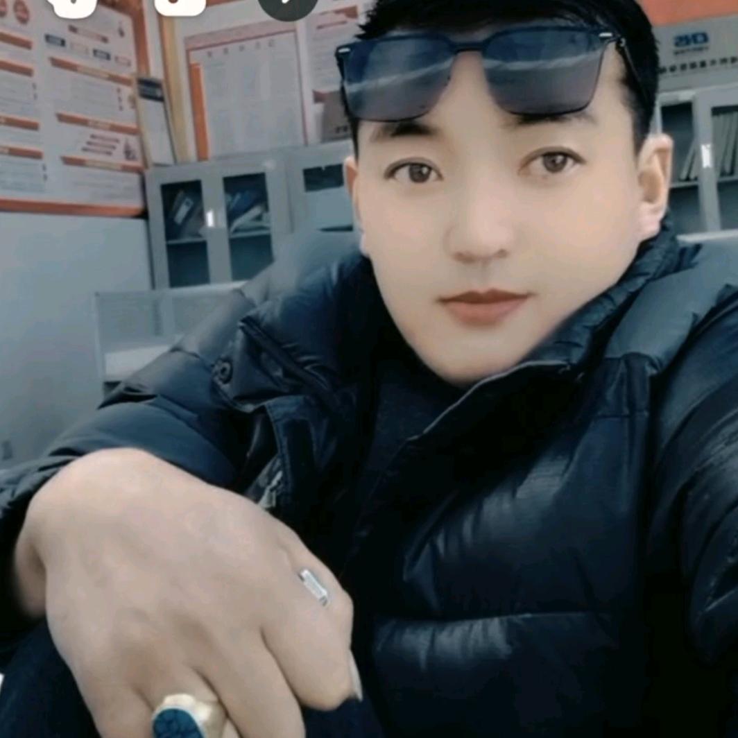 仲巴格桑多吉