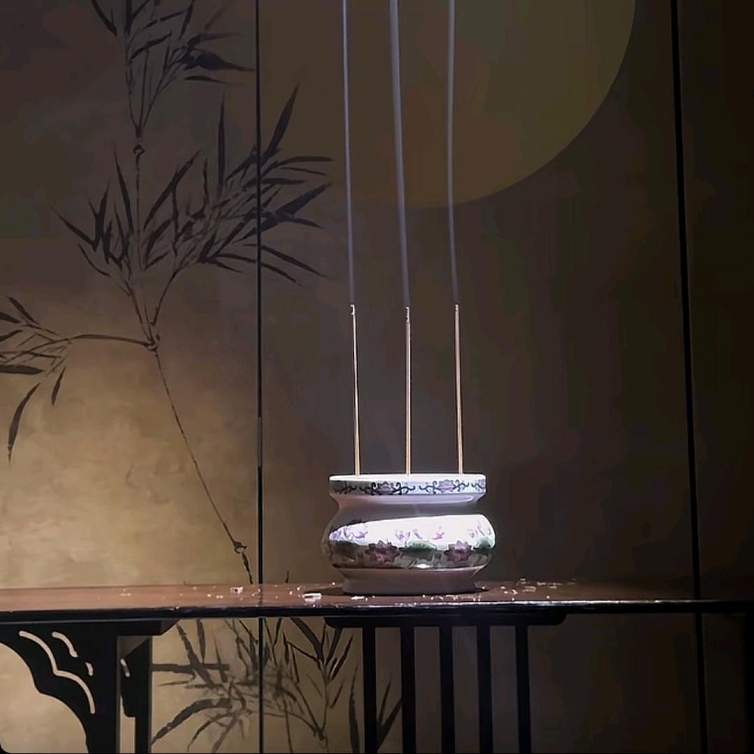 🍀🌻🍁❄️☁️