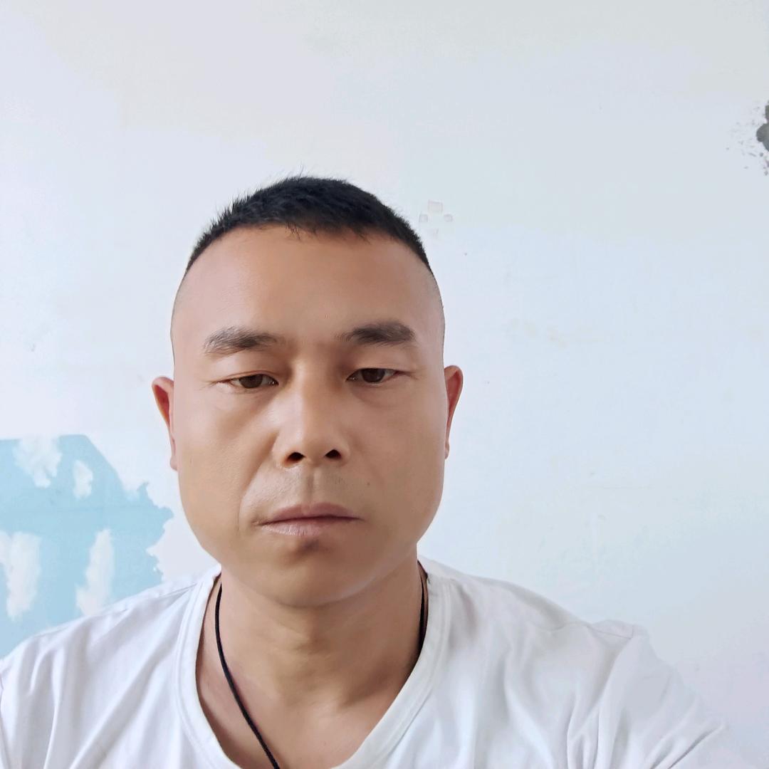 专业制作各种钢结构大棚。