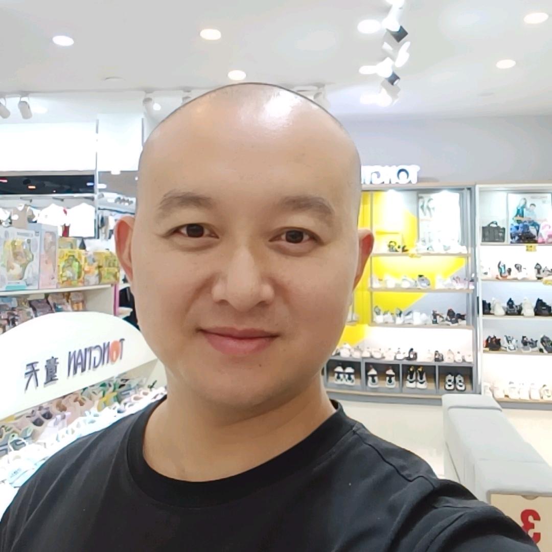 余哥：走马童装童鞋