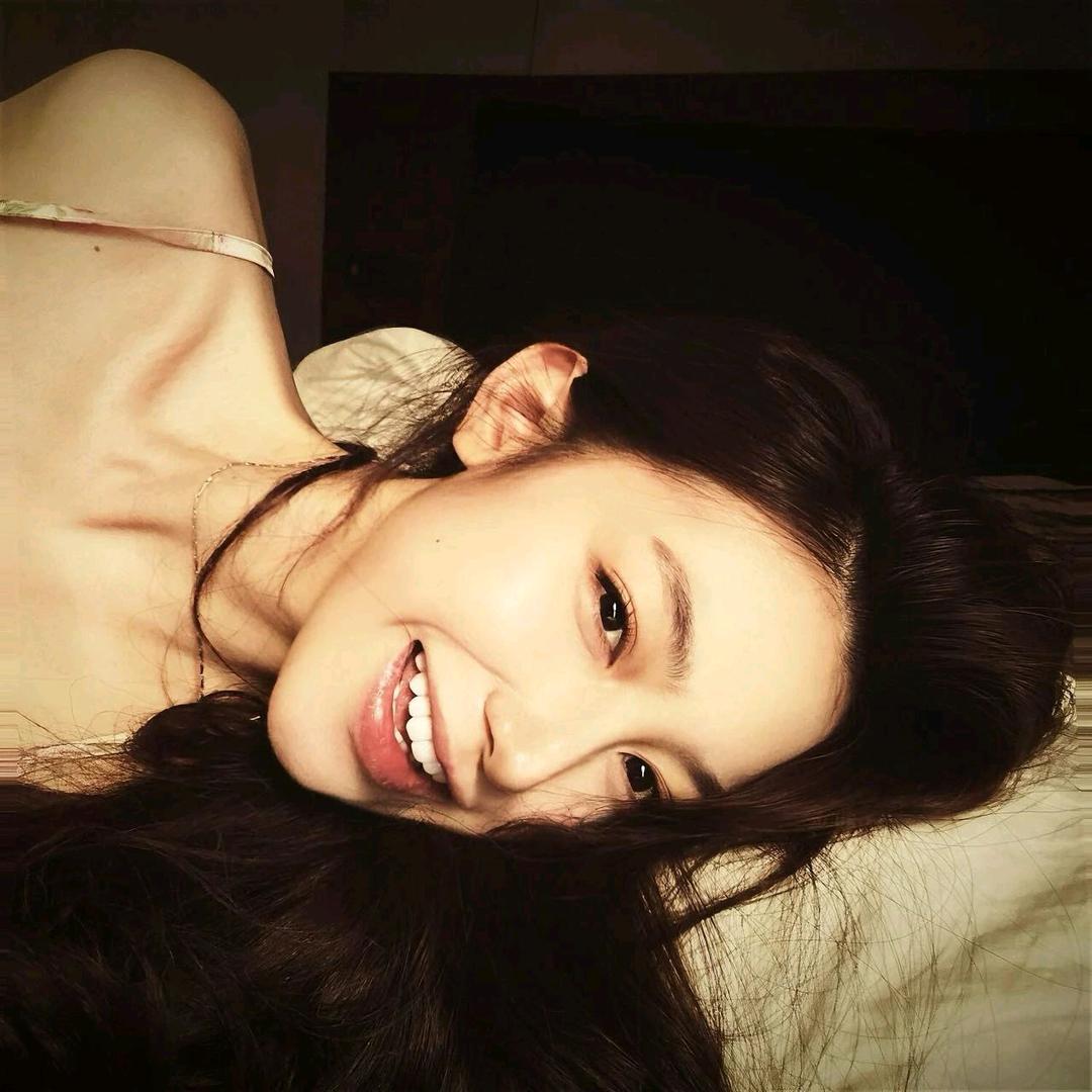 一拳打爆地球从而不上班