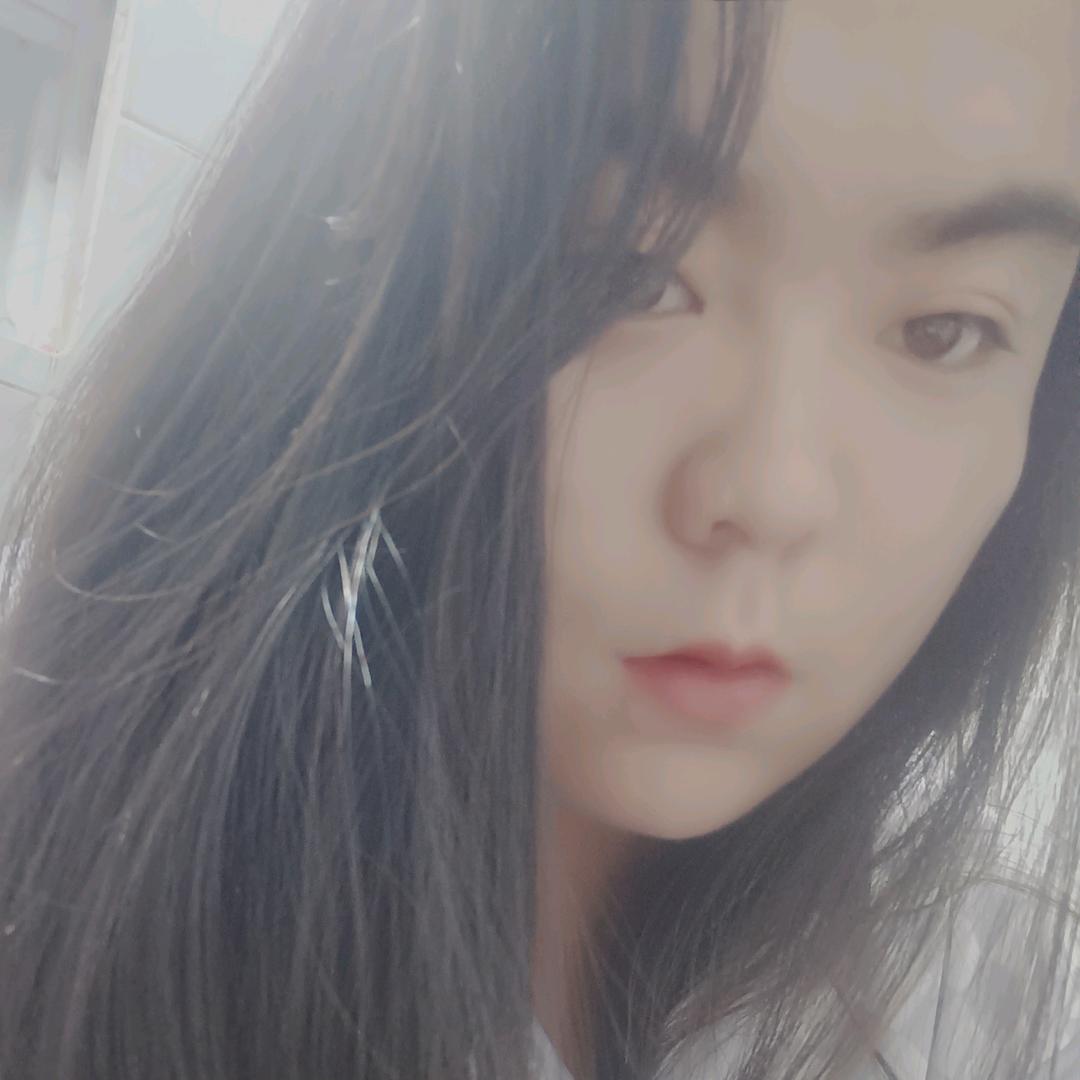 不美不媚i