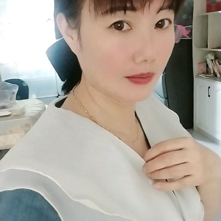 不是针的秀珍《橱窗有好物》