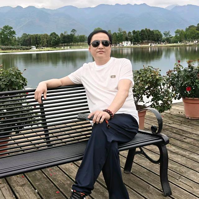 …《小亚哥》美家居防盗纱窗厂