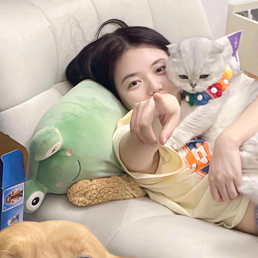 小桃兔兔