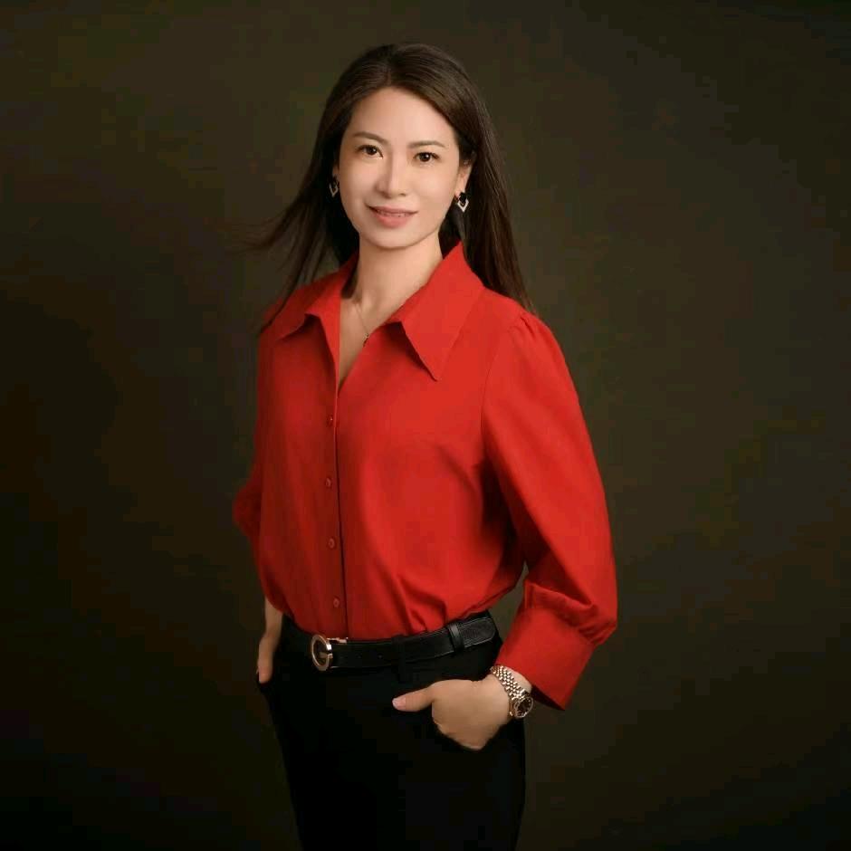 意宝格铝合金玻璃柜门源头厂家-满姐