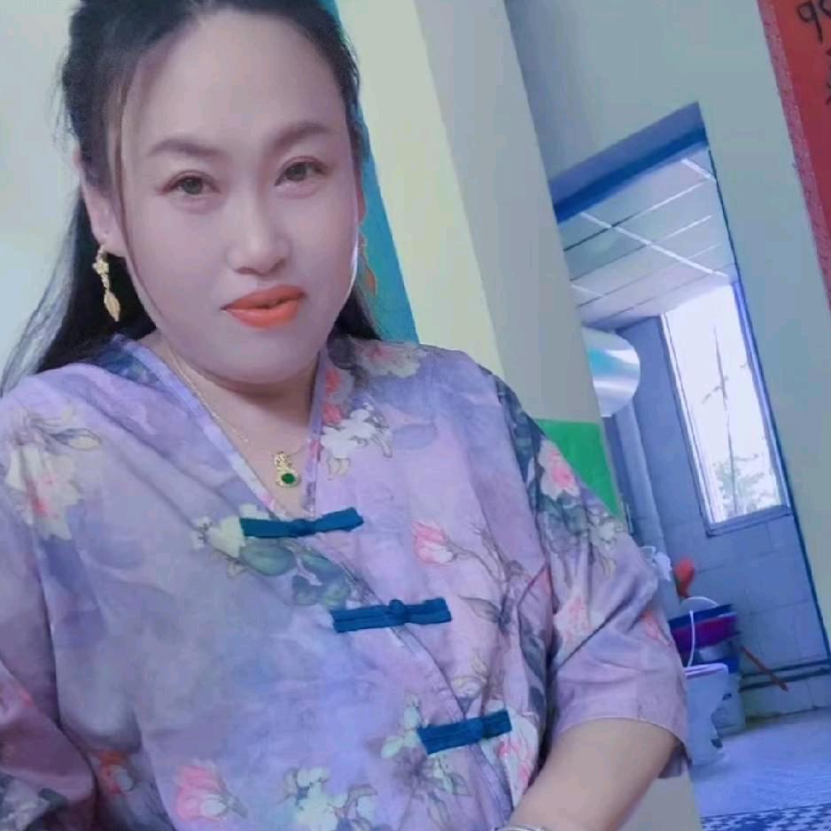 回收工地废旧木板