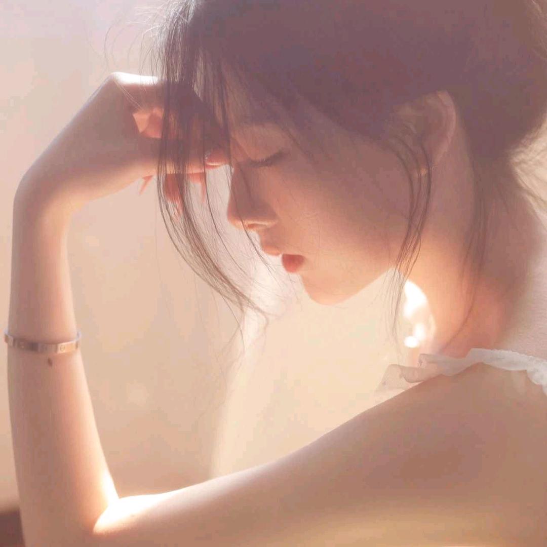 女儿国的王君如头像
