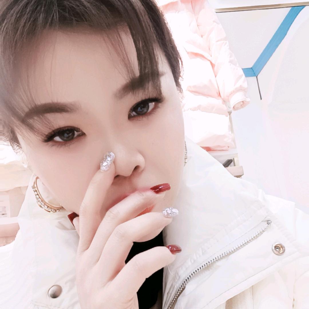念秀女装🍒妃妃