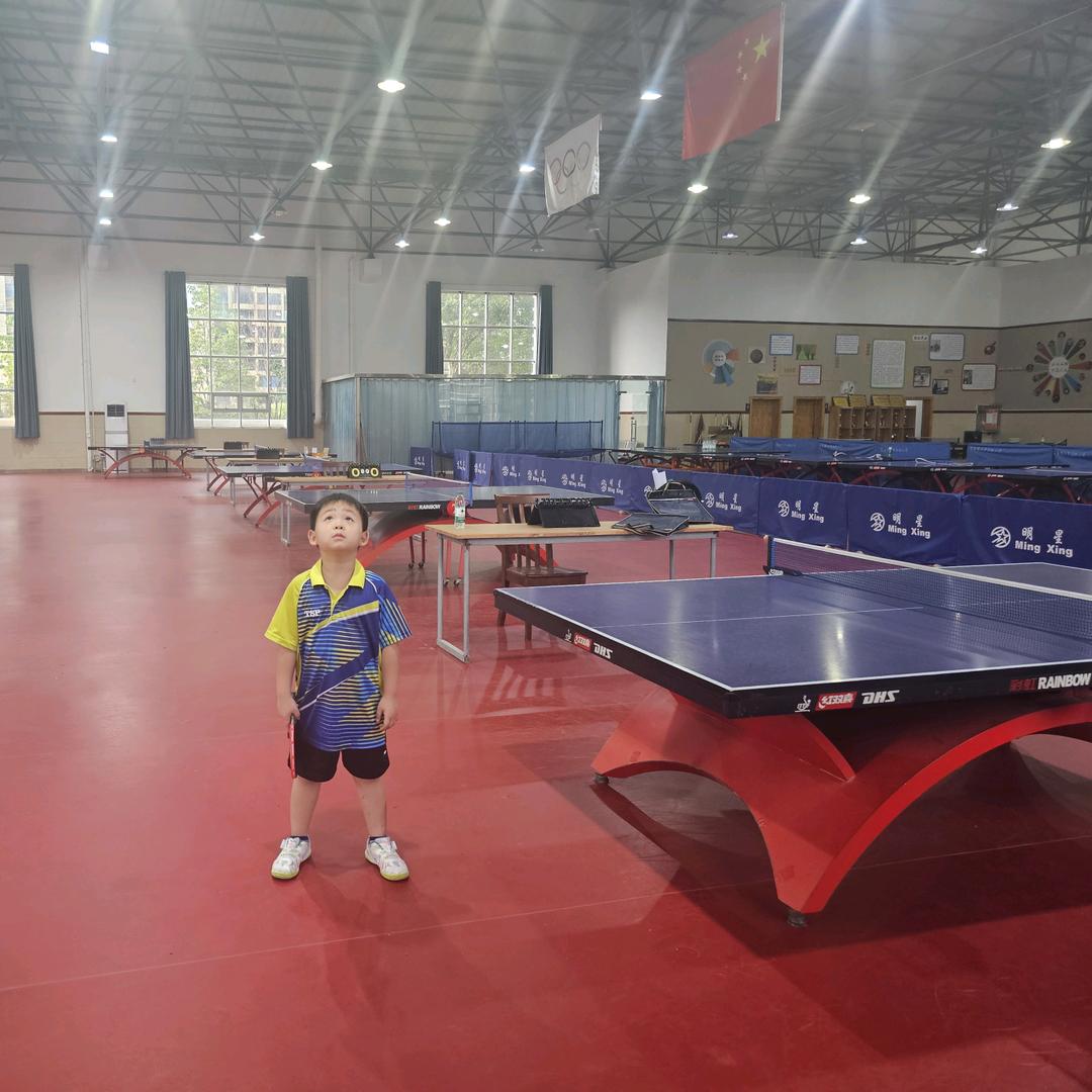 泽毅打乒乓🏓