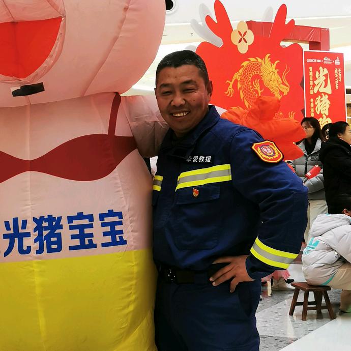 秦志军