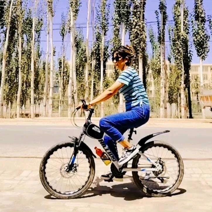 一笑就过    ......