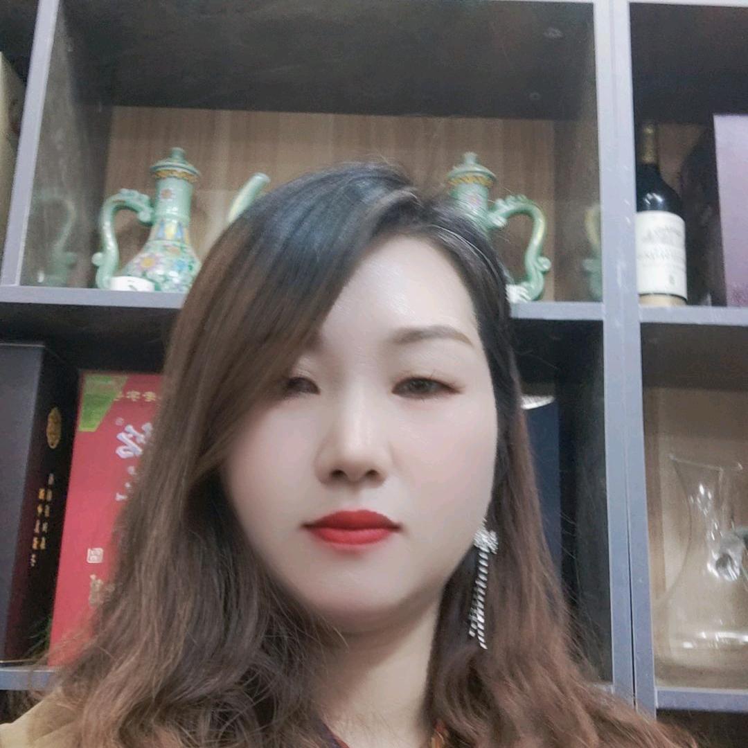 熊英